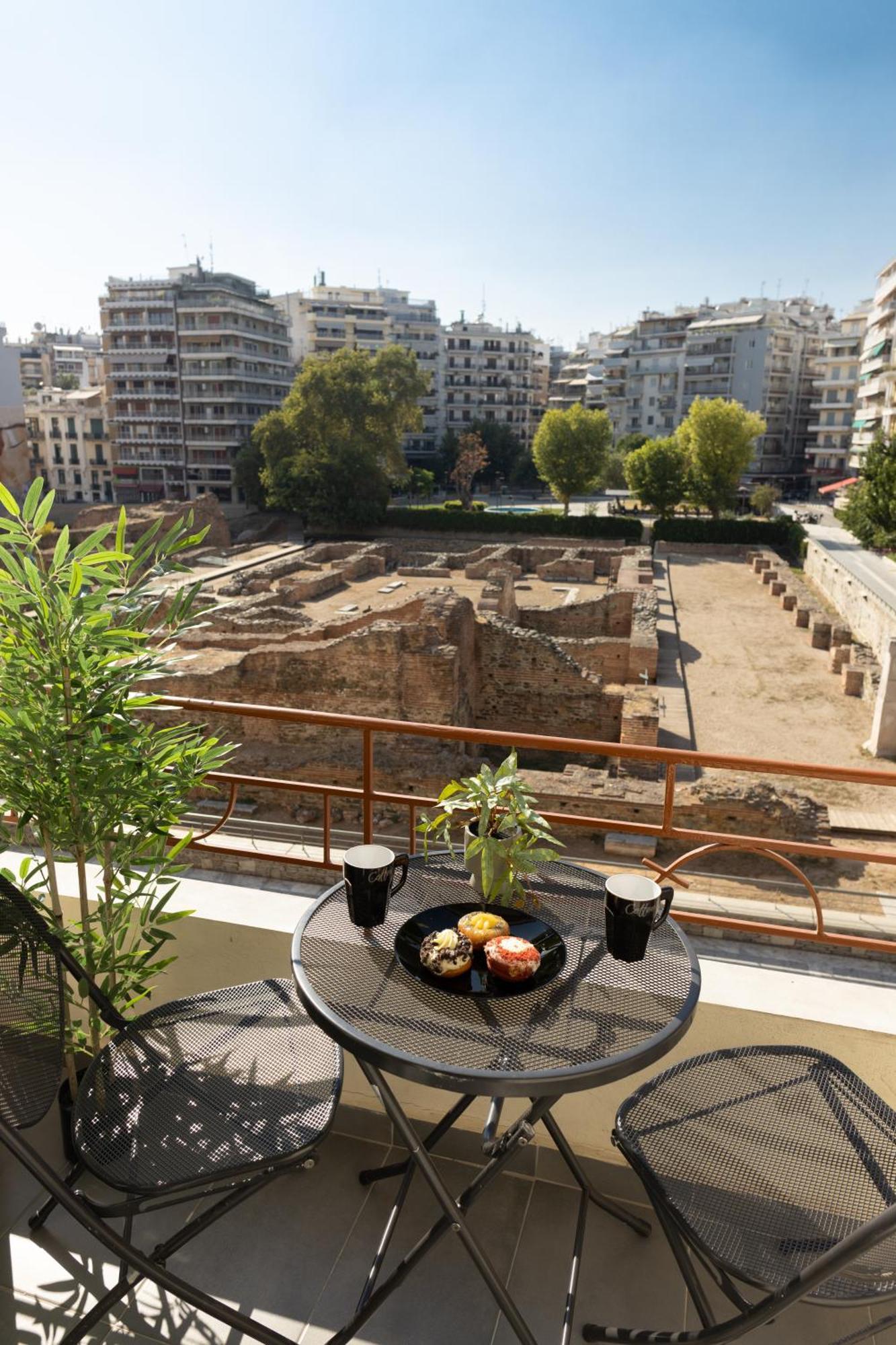 Starlights Wonderful View Apartments By Binobi! Salonicco Esterno foto