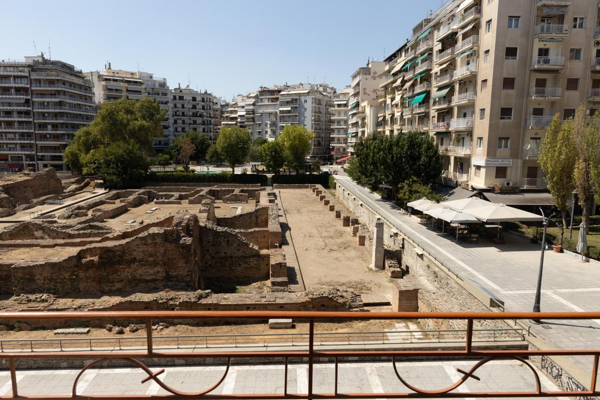 Starlights Wonderful View Apartments By Binobi! Salonicco Esterno foto